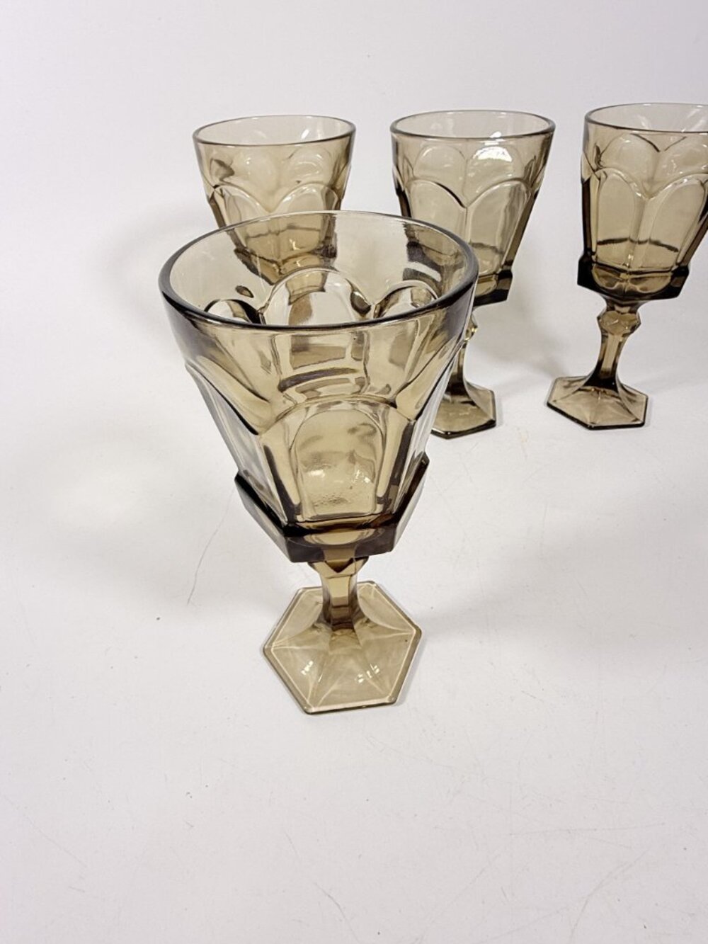 Water Goblets Stemmed Paneled Fostoria Virginia Smoky Brown Set 4 Mid Century Vi - Picture 3 of 14